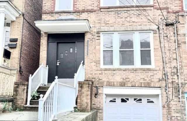 Photo of 150 WEST 29TH ST