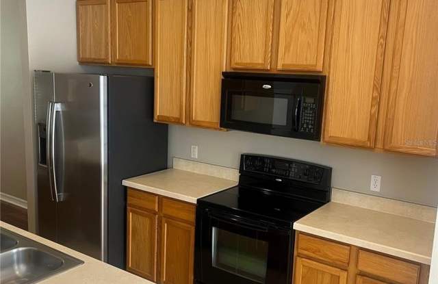 8409 LEELAND ARCHER BOULEVARD