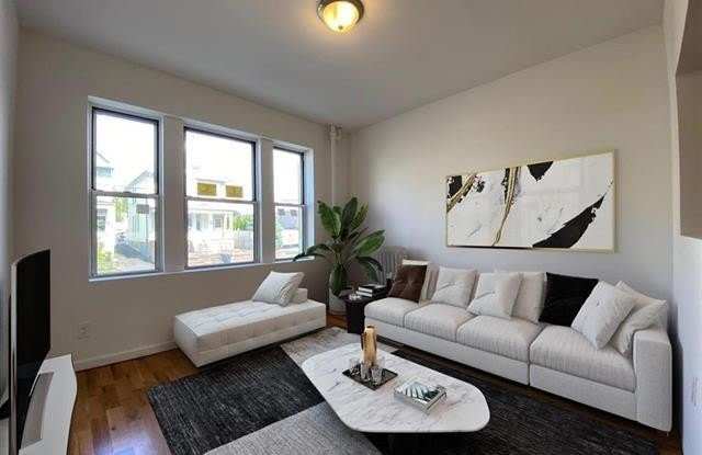 84 W 25TH ST
