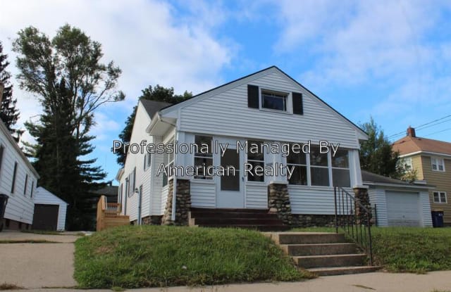 1220 Watson St SW - 1220 Watson Street Southwest, Grand Rapids, MI 49504