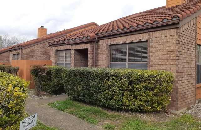 Photo of 1133 Ashby Street unit: C9