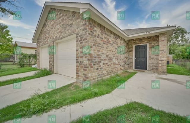 1707 East Powell Avenue - 1707 E Powell Ave, Fort Worth, TX 76104