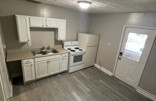 2930 N Dearborn Street