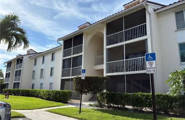 4492 NE Ocean Boulevard unit: G2