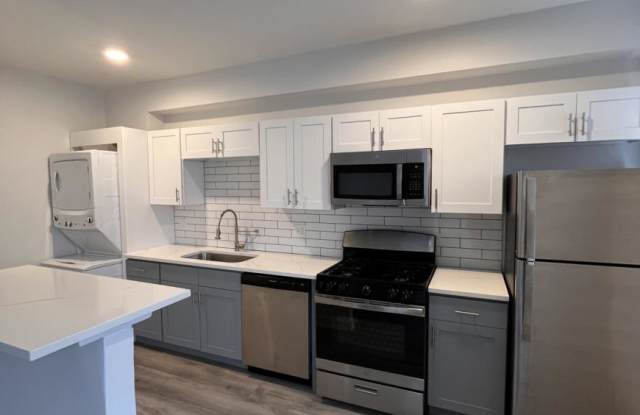 5920 North Ridge Ave.