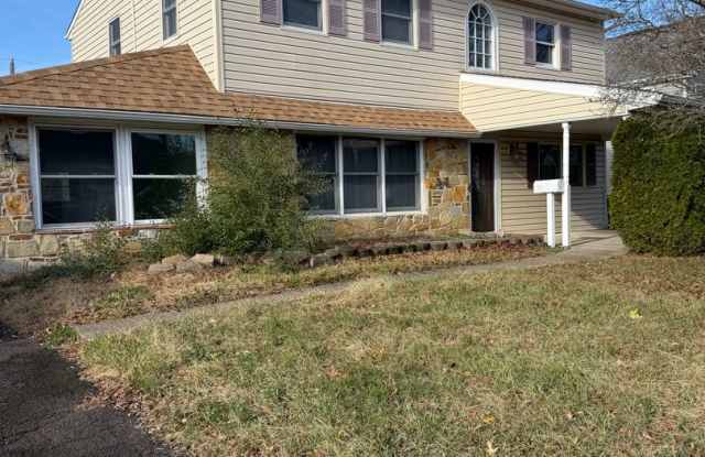 Photo of 5 bed / 2 Bath Neshaminy School District Single Family Home