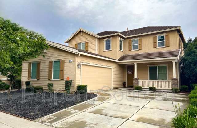 321 W Questa Trail