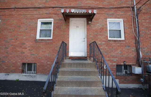 35 McAlpin Street unit: 6