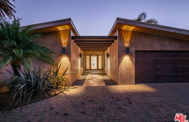 Photo of 20247 PIEDRA CHICA Rd