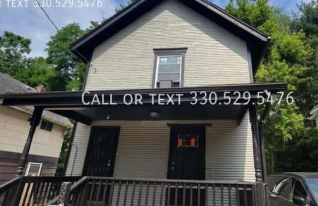 392 Bailey Ct