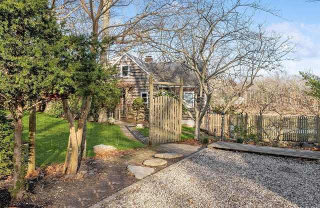 Photo of 795 Monsell Lane