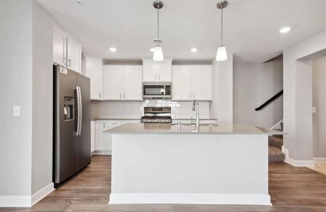 11032 Zest Street NE