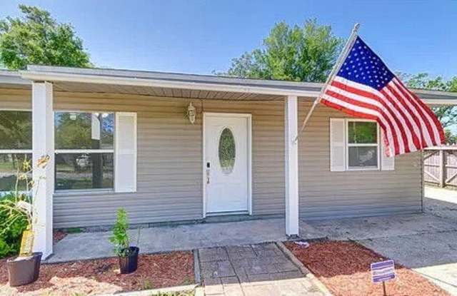 Photo of 419 Westminster Road