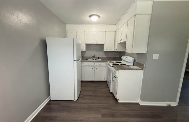 13 Hollis Street - B