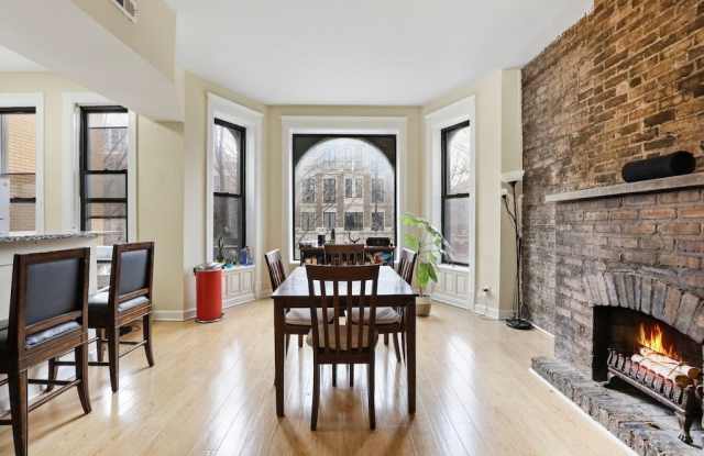 2242 N Halsted Street