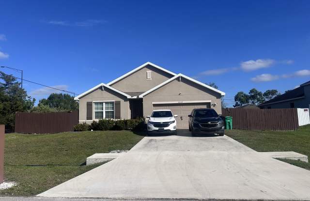 Photo of 4609 SW Babylon Street