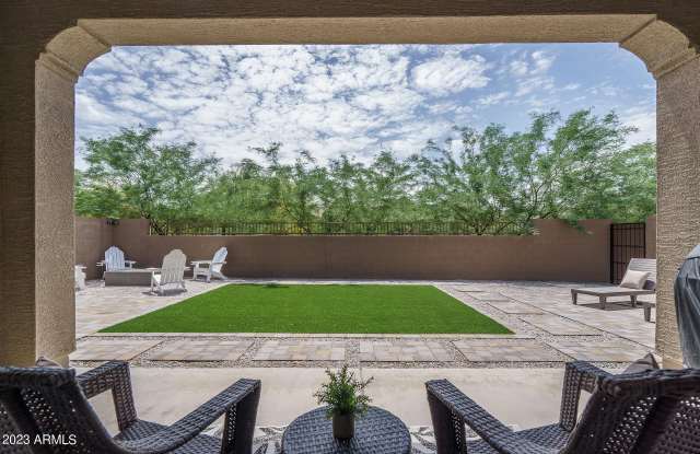 12329 S 179TH Avenue