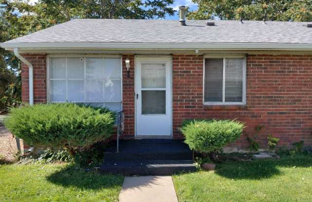 Photo of ALL PROSPECTIVE TENANTS MUST SUBMIT A $58 NON-REFUNDABLE APPLICATION FEE PER APPLICANT ONLINE AND BE PRE-QUALIFIED PRIOR TO ANY SHOWINGS