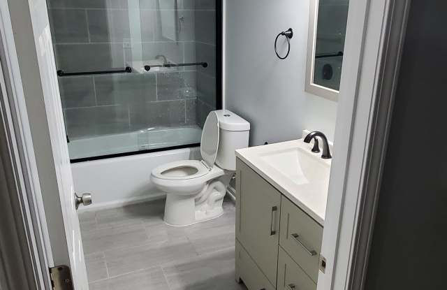 Photo of 6909 Pennsylvania Street - 1 E