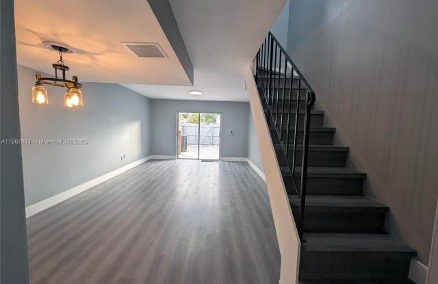 Photo of 15018 SW 80th Ter