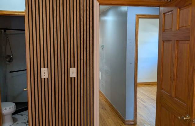 64 Village Road N.2nd Floor