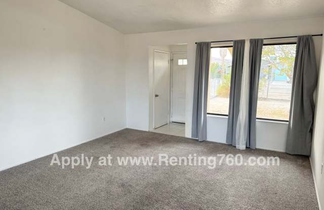 Comfortable 3 Bed 2 Bath Home