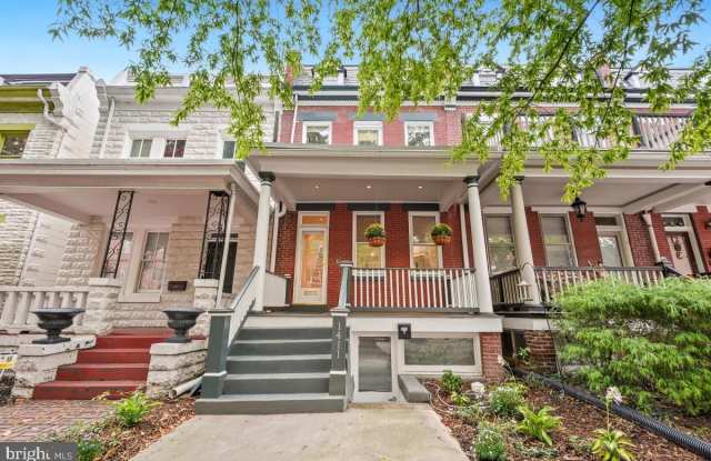 1411 KING Street