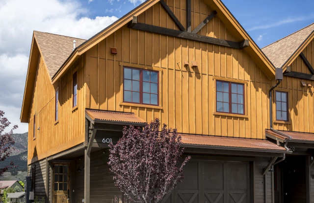 Photo of 601 Little Cloud