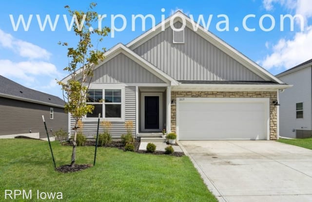 217 NW Georgetown Drive - 217 NW Georgetown Dr, Waukee, IA 50263