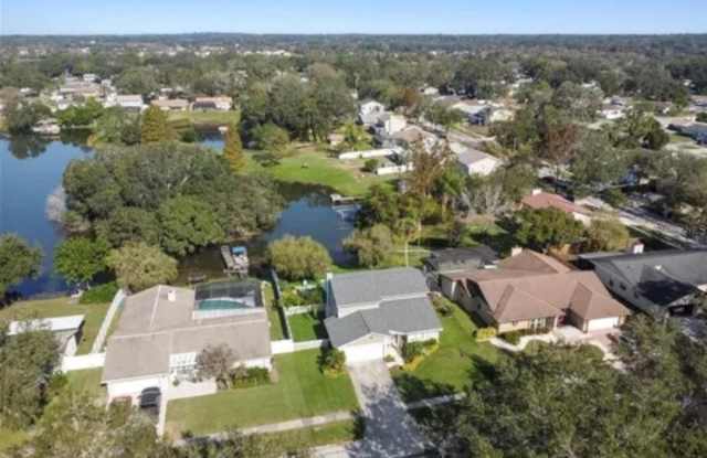 1326 CORNER OAKS DRIVE