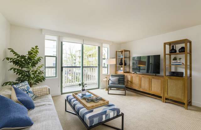 Marlin Cove Apartments