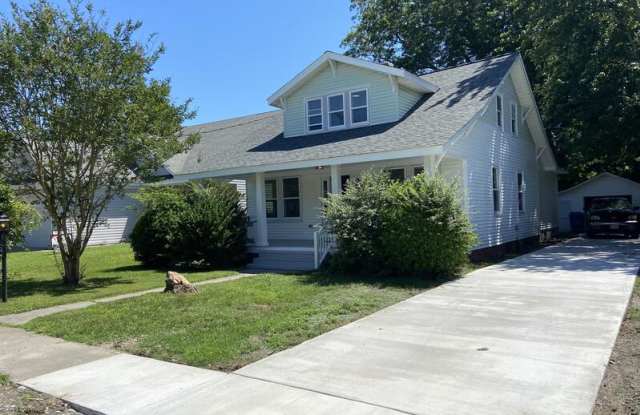 316 Roselynn Lane