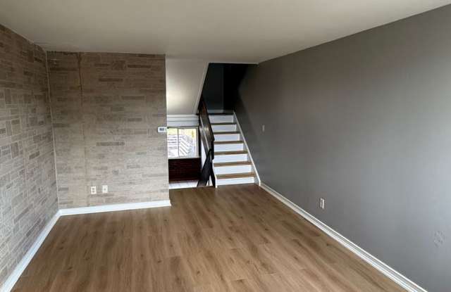 Photo of 3 Bed/1.5 Bath Condo for Rent!!