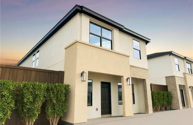 Photo of 4905 Tyler unit: 1