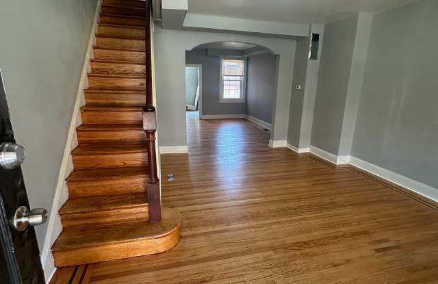 Photo of 4231 Sheldon Ave