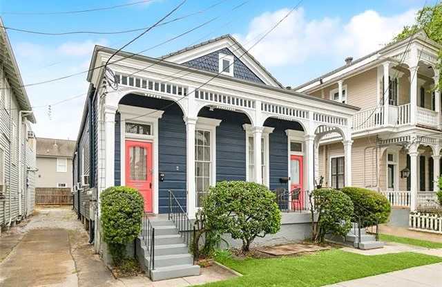 5225 MAGAZINE Street - 5225 Magazine Street, New Orleans, LA 70115