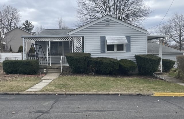 511 8th Avenue - 511 8th Avenue, Patterson Heights, PA 15010