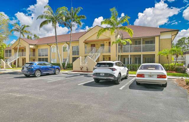 SHORT TERM RENTAL (9.10 - 12.31) - Fountain Lakes Condo