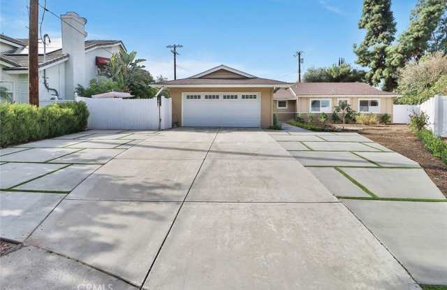 Photo of 8601 Santa Susana Place