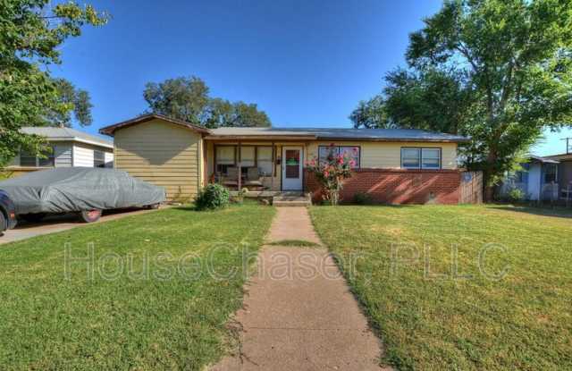 Photo of 5004 40th Street