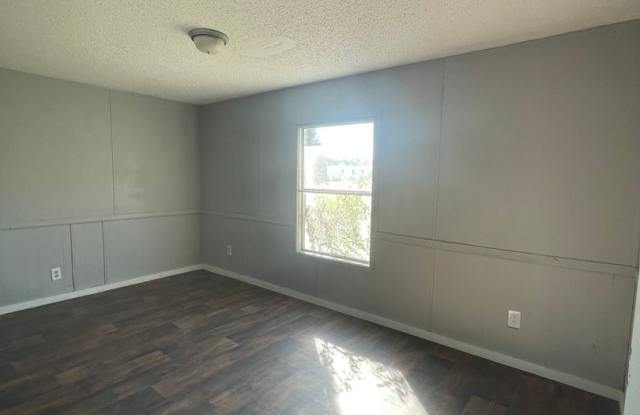 3 BR 2 Bath 1,280 sq ft singlewide mobile home on 1.16 acres in Ward, AR