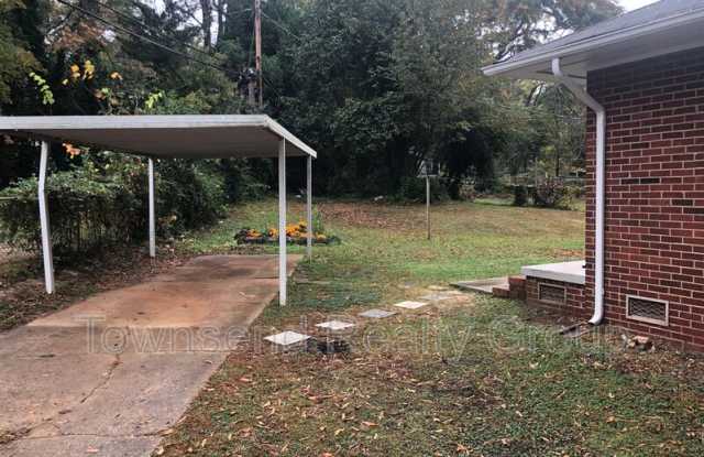 3649 Dresden Drive E