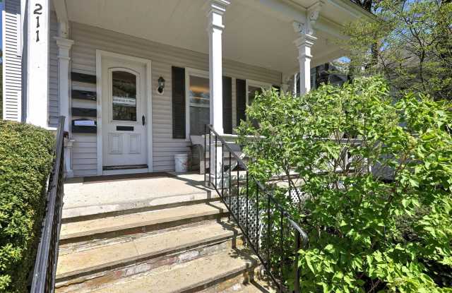 211 Montowese Street