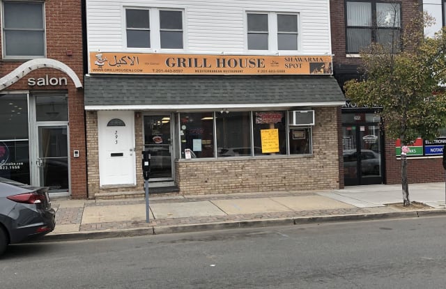 293 BROADWAY - 293 Broadway, Bayonne, NJ 07002