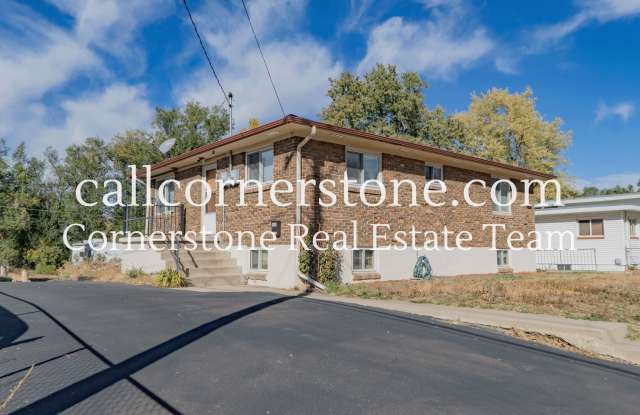 1410 Custer Avenue (EV) - 1
