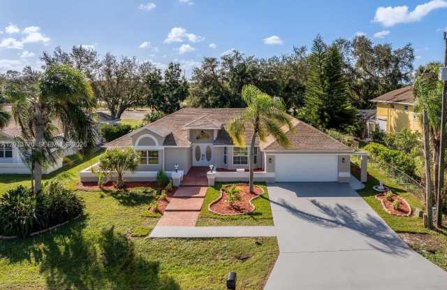 1703 Golfside Village Dr