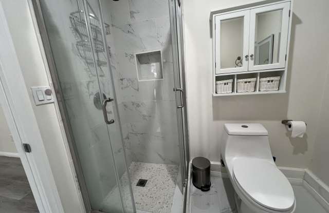 3587 Sweetwood Street unit: B