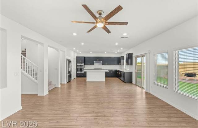Spacious 4-Bed, 5-Bath w/ Loft  Modern Upgrades