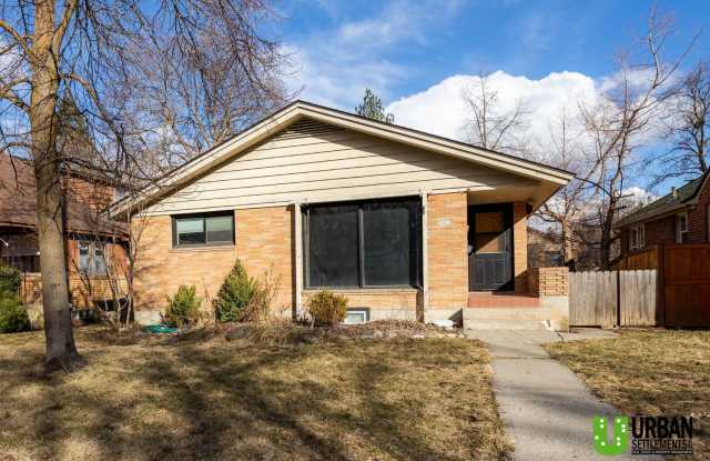 Classic South Hill Charmer for Rent – 3423 S Grant Blvd, Spokane, WA 99203