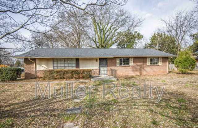 305 Montvue Rd